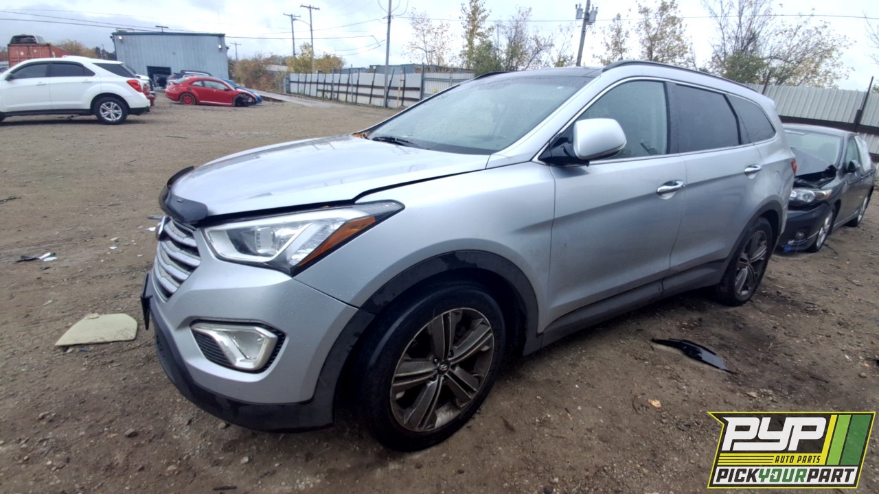 2014 HYUNDAI SANTA FE available for parts