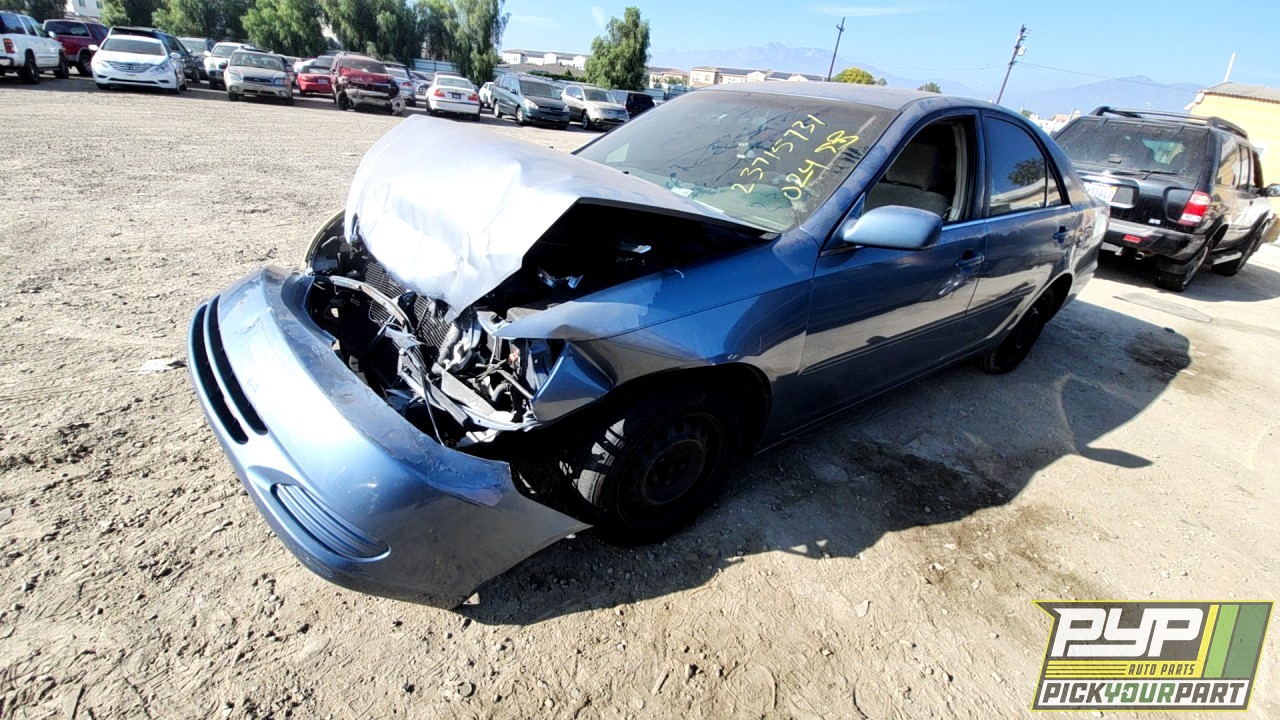 2003 TOYOTA CAMRY partes disponibles