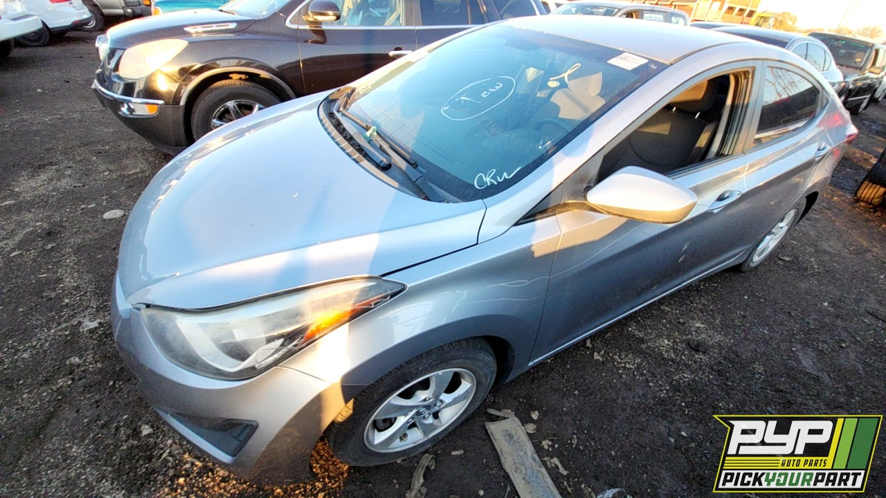 2015 HYUNDAI ELANTRA partes disponibles