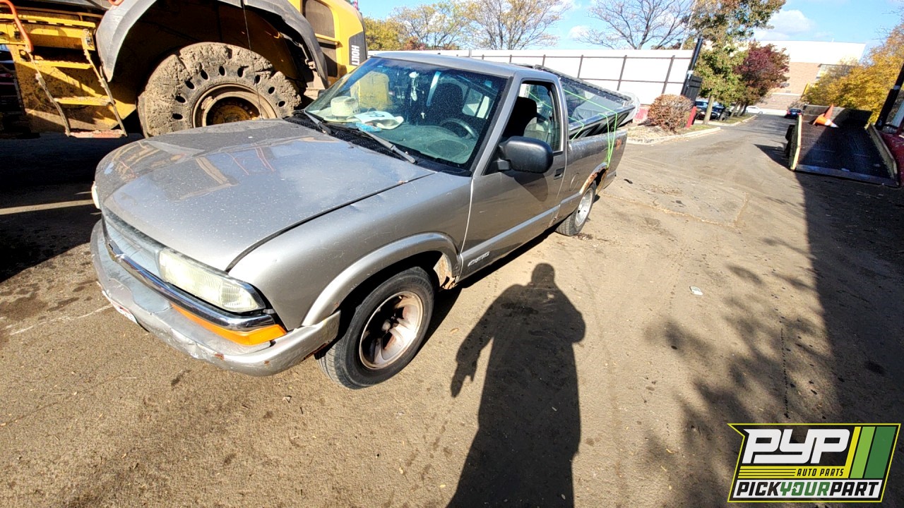 2001 CHEVROLET S10 partes disponibles