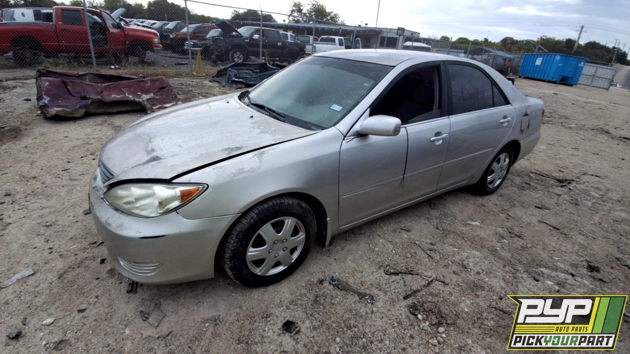 2005 TOYOTA CAMRY partes disponibles