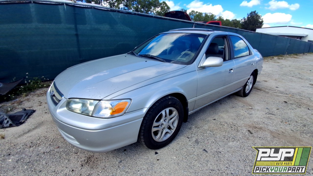 2001 TOYOTA CAMRY partes disponibles