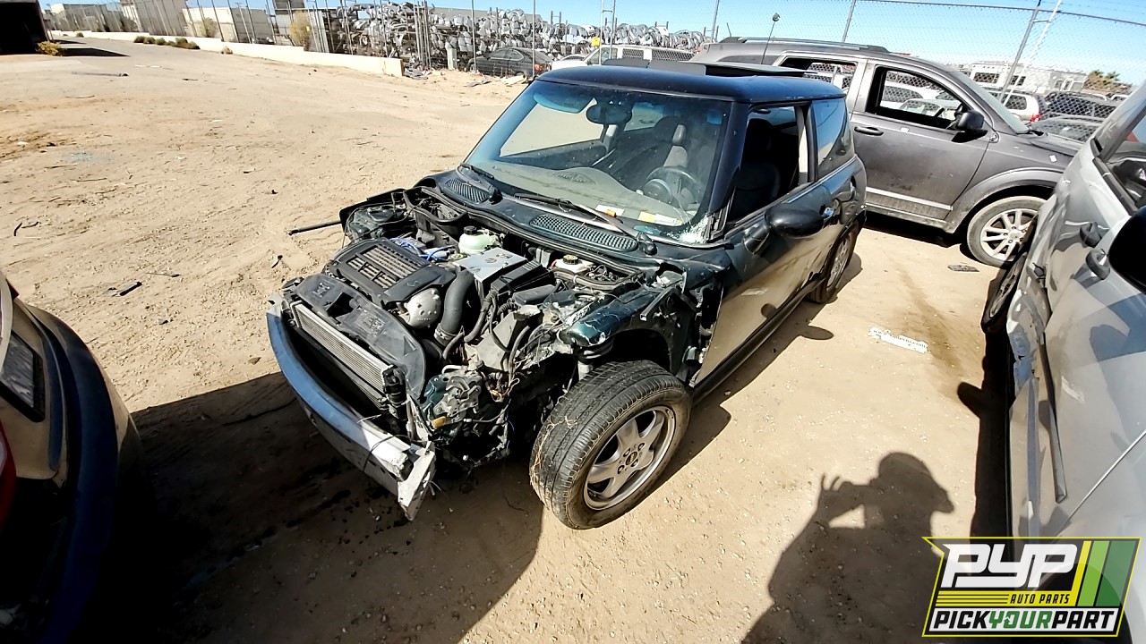 2005 MINI COOPER partes disponibles