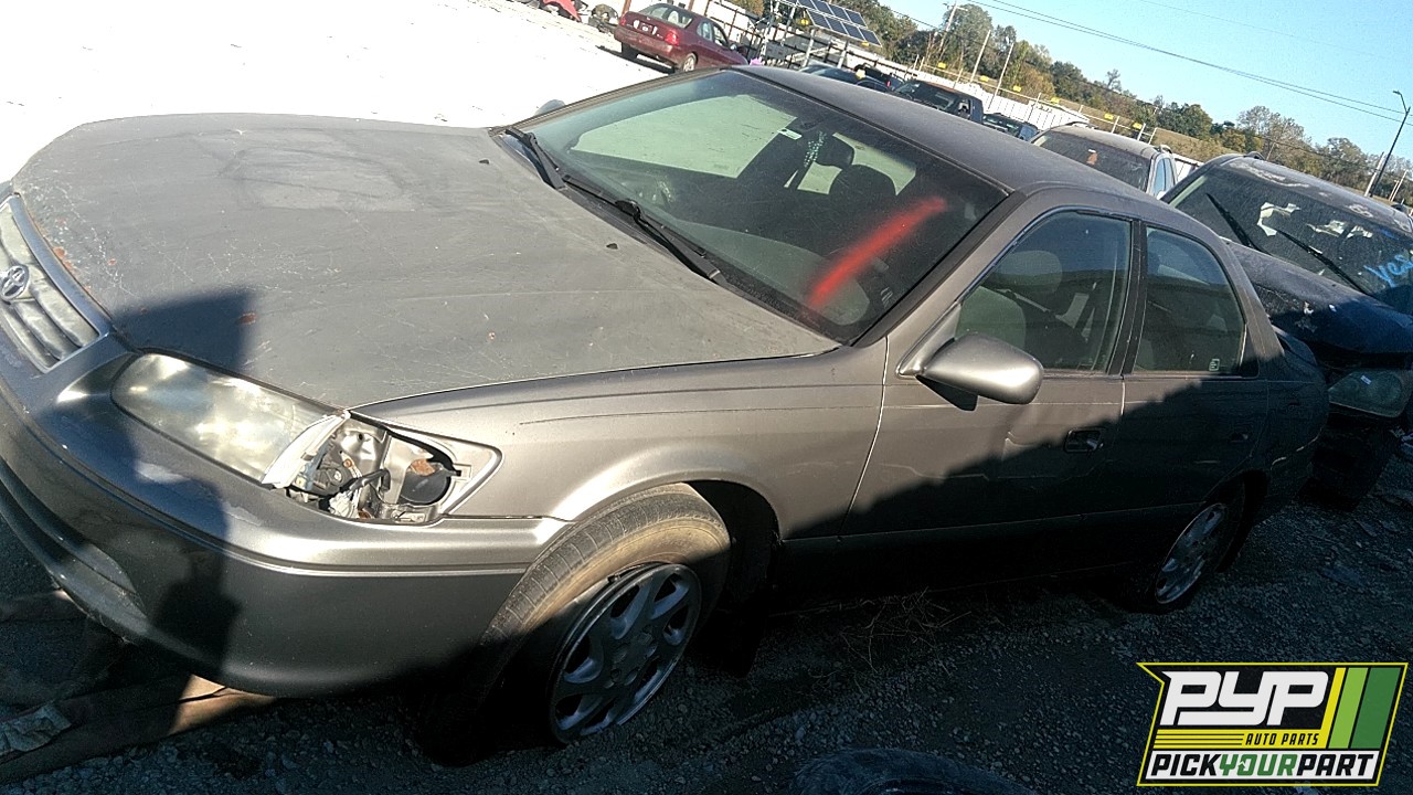2001 TOYOTA CAMRY available for parts