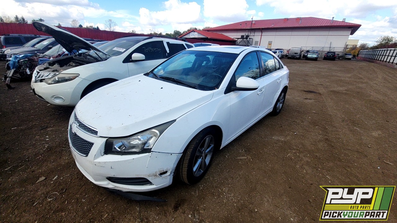 2013 CHEVROLET CRUZE partes disponibles