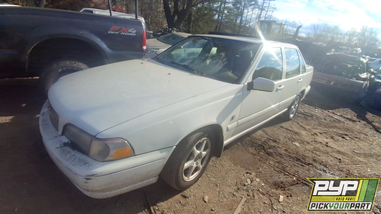 2000 VOLVO S70 partes disponibles