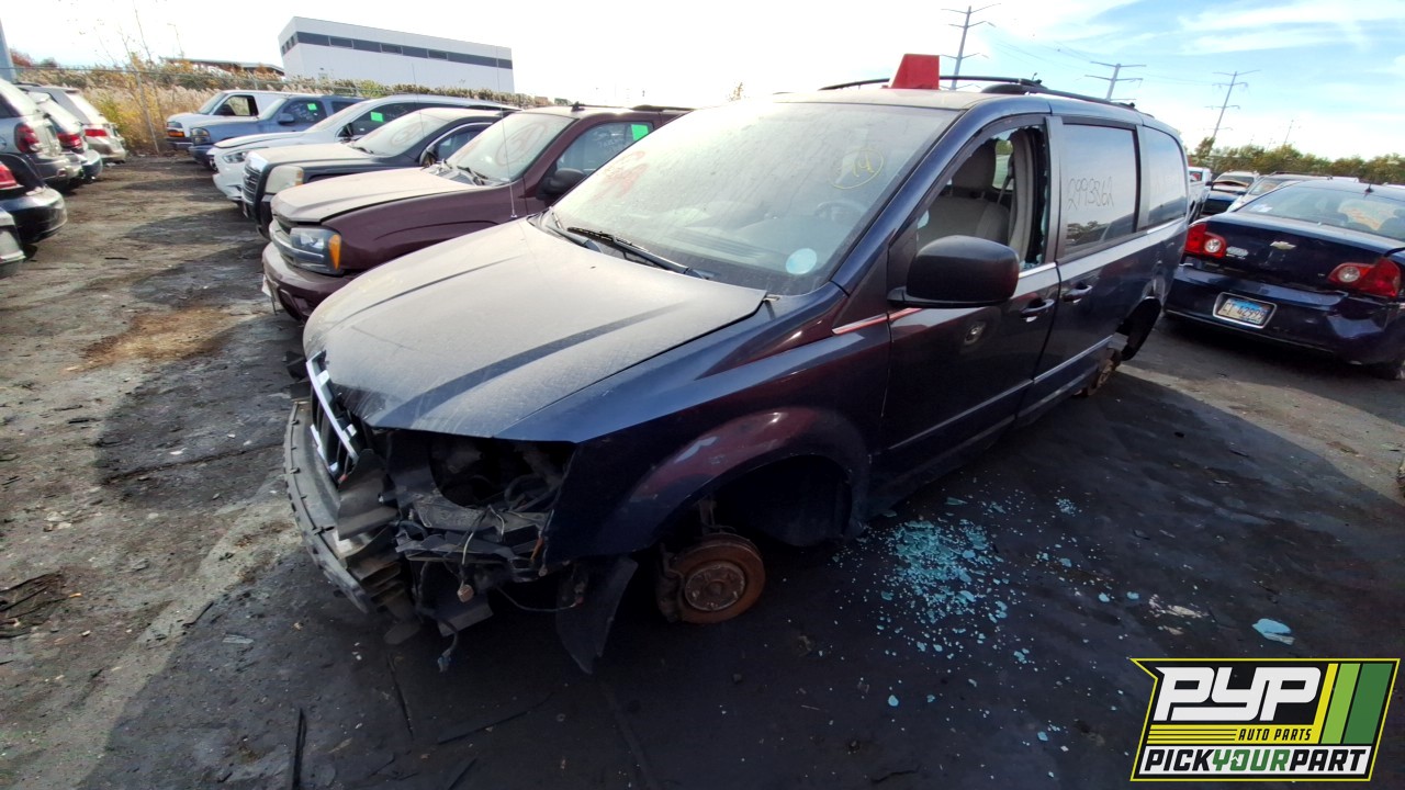 2008 CHRYSLER TOWN & COUNTRY partes disponibles