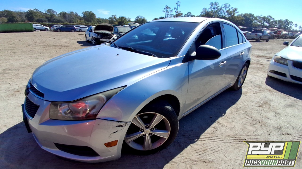 2011 CHEVROLET CRUZE partes disponibles