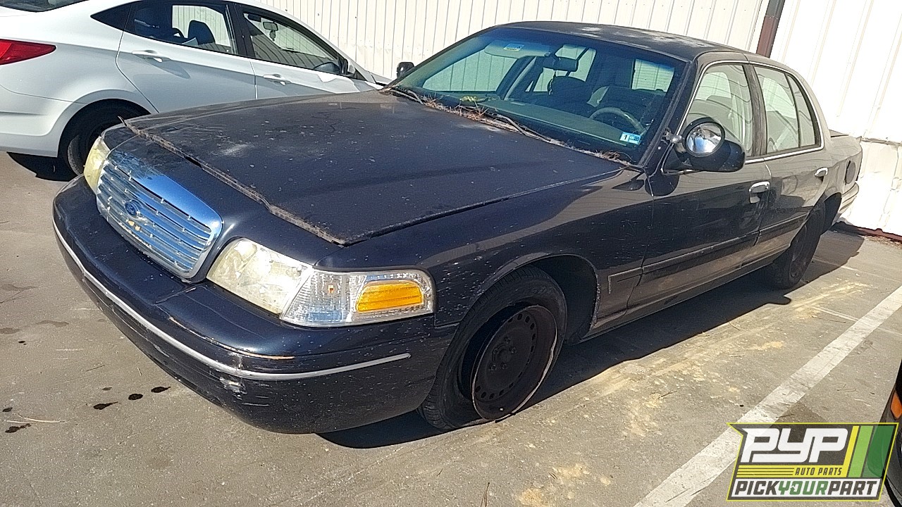 2001 FORD CROWN VICTORIA available for parts
