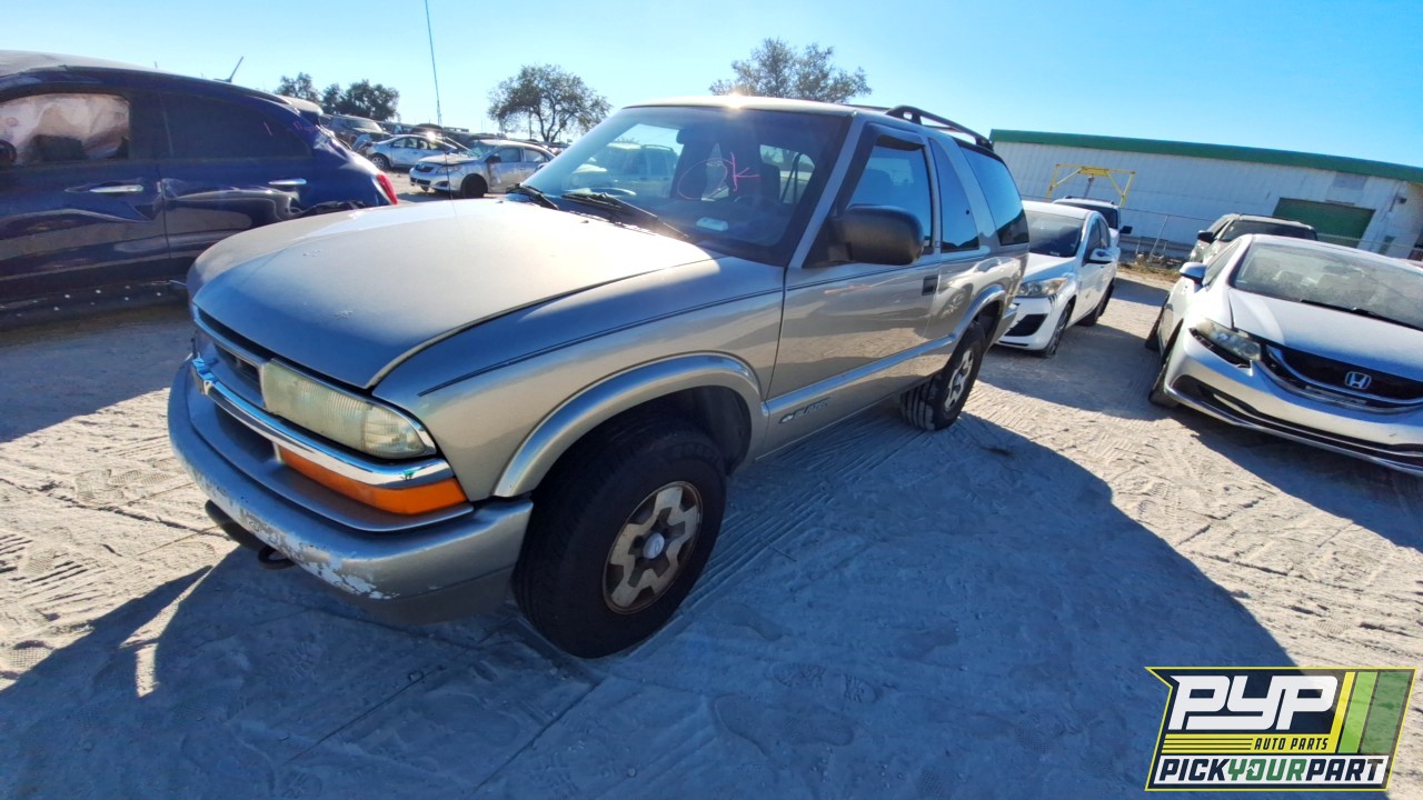 2003 CHEVROLET BLAZER partes disponibles