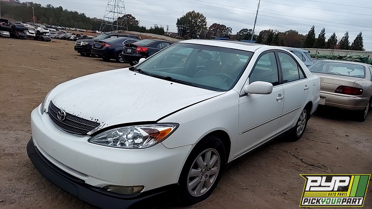 2003 TOYOTA CAMRY partes disponibles