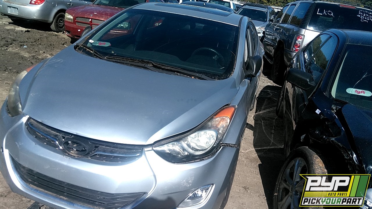 2013 HYUNDAI ELANTRA partes disponibles