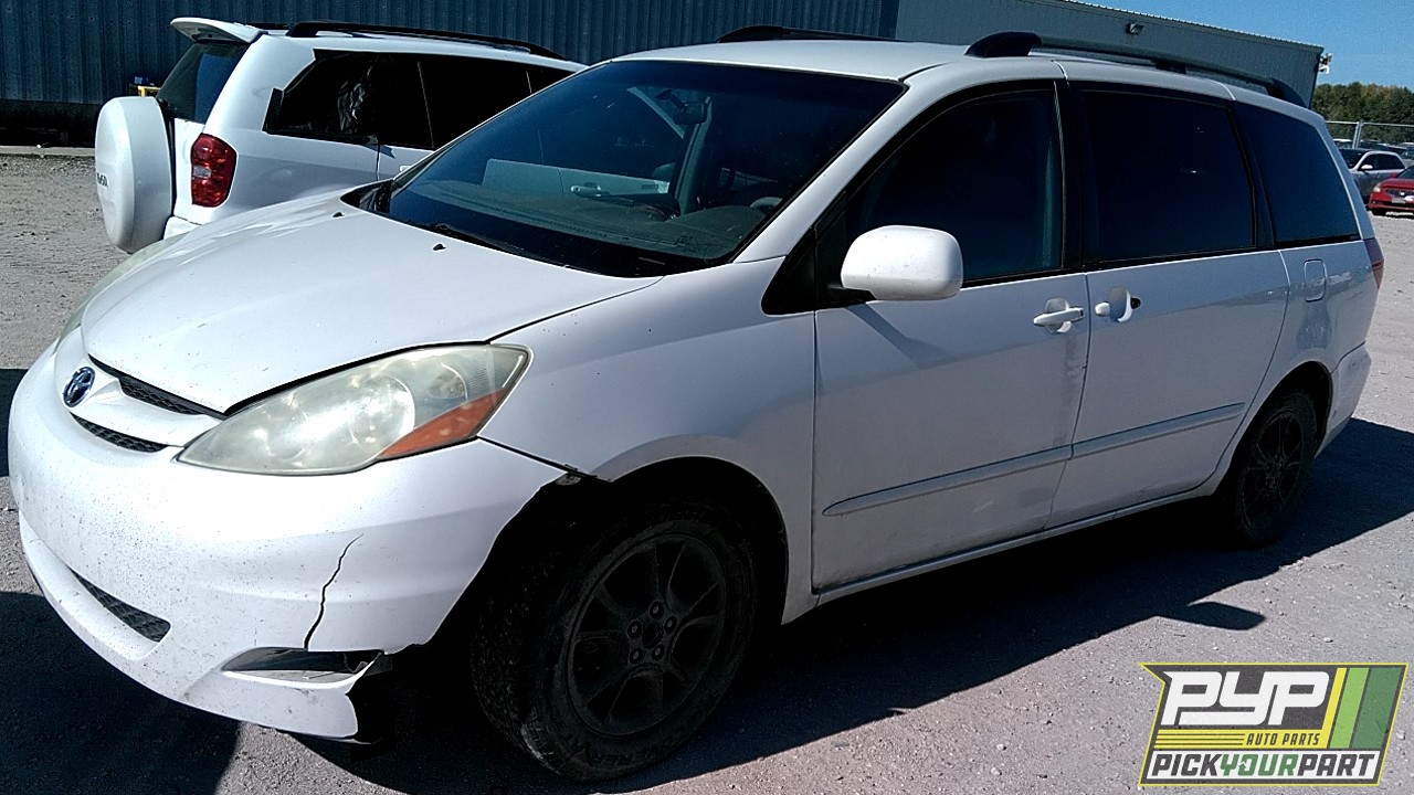 2006 TOYOTA SIENNA partes disponibles