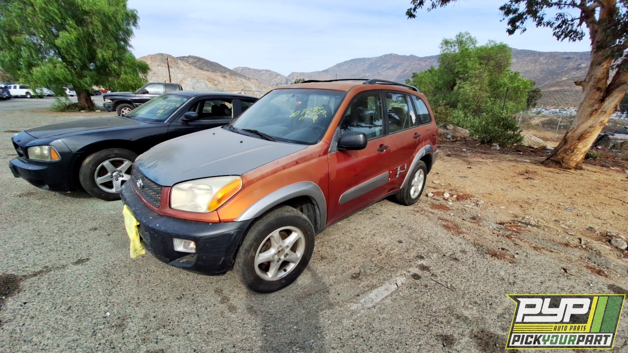 2003 TOYOTA RAV4 partes disponibles