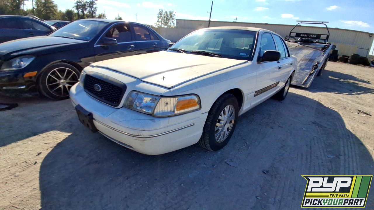 2004 FORD CROWN VICTORIA available for parts