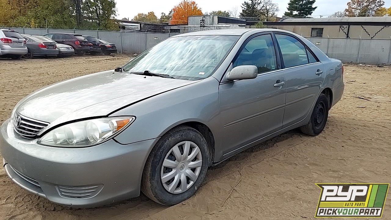 2005 TOYOTA CAMRY partes disponibles