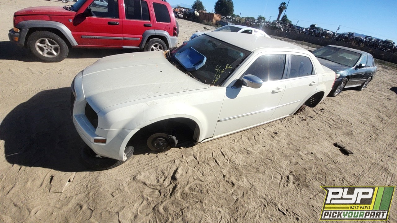 2008 CHRYSLER 300 partes disponibles