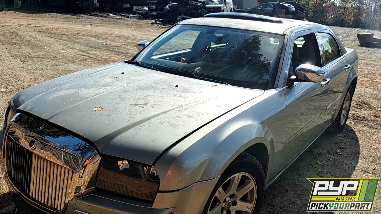 2006 CHRYSLER 300 available for parts