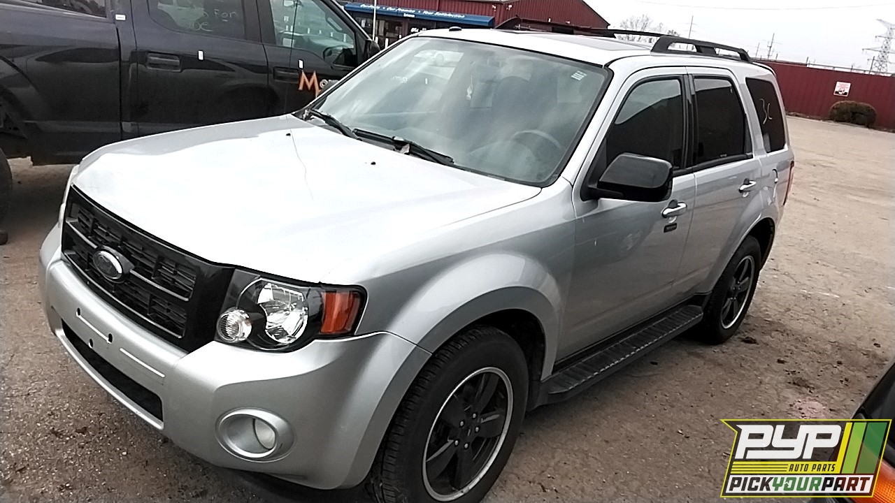 2009 FORD ESCAPE available for parts