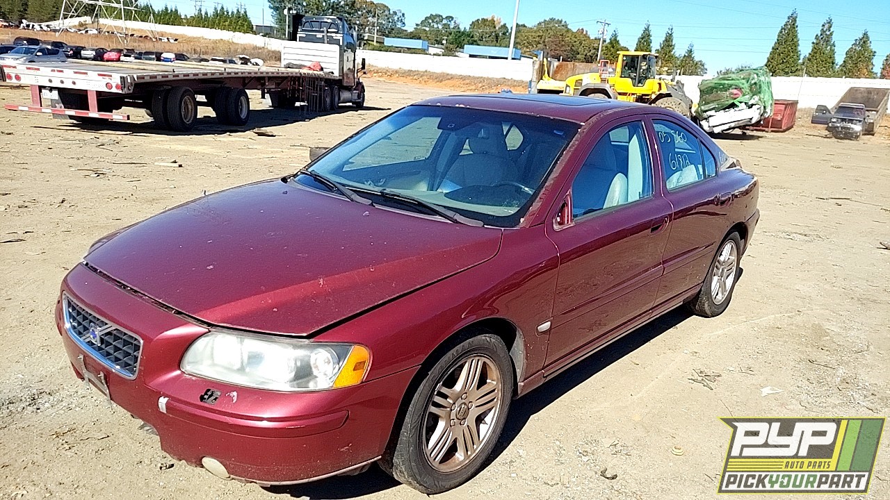 2005 VOLVO S60 partes disponibles
