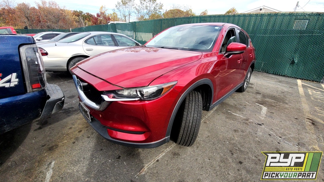 2017 MAZDA CX-5 partes disponibles