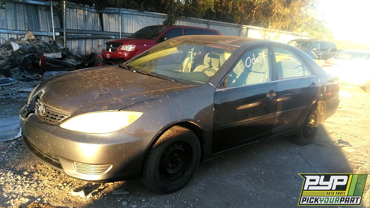 2006 TOYOTA CAMRY partes disponibles