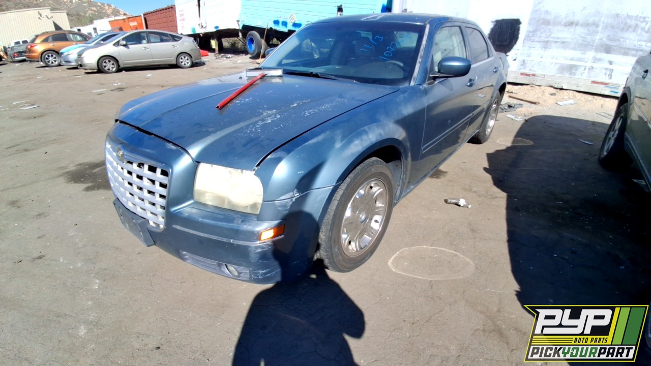2005 CHRYSLER 300 partes disponibles