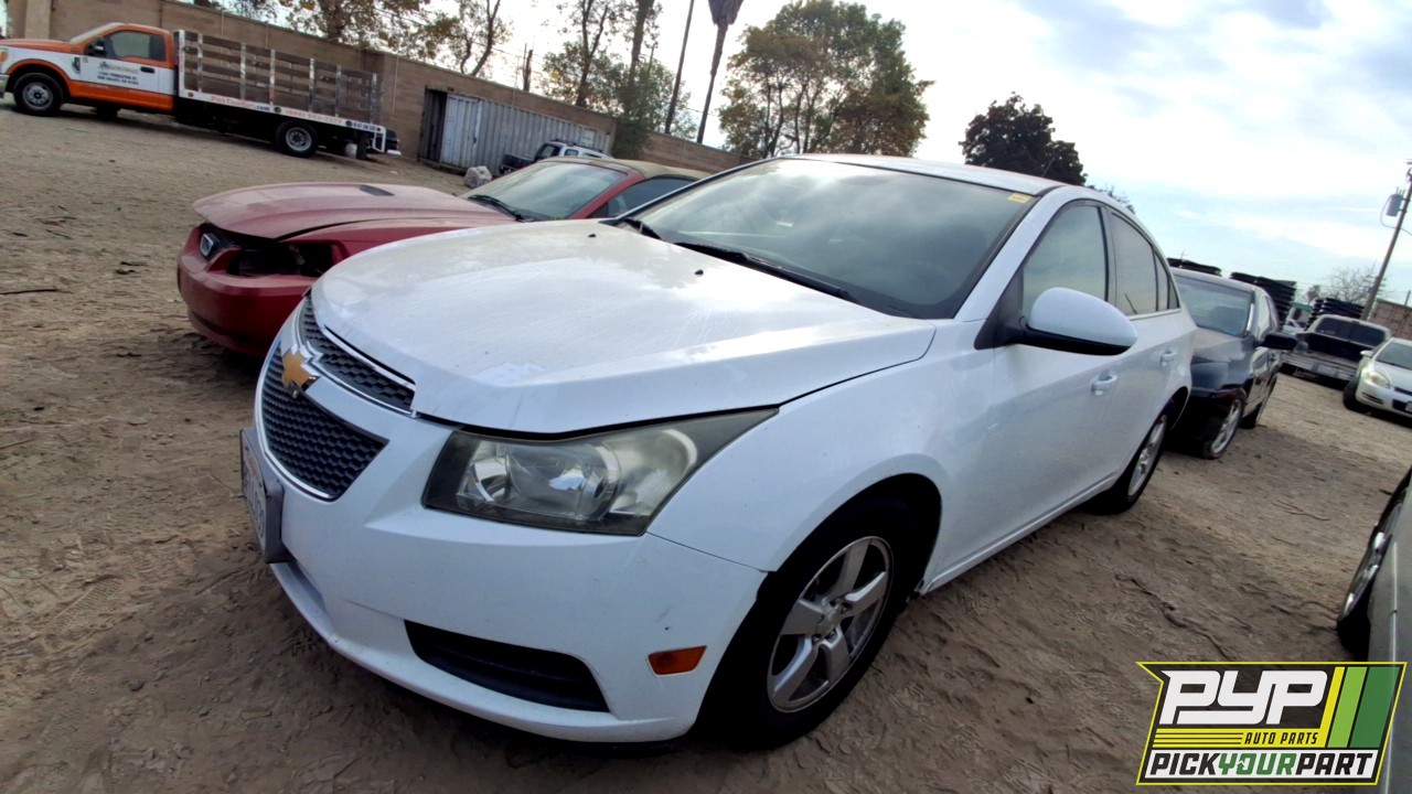 2013 CHEVROLET CRUZE partes disponibles
