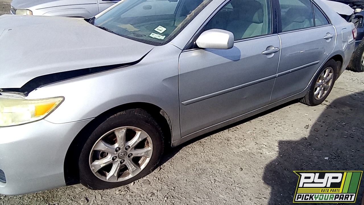 2011 TOYOTA CAMRY partes disponibles