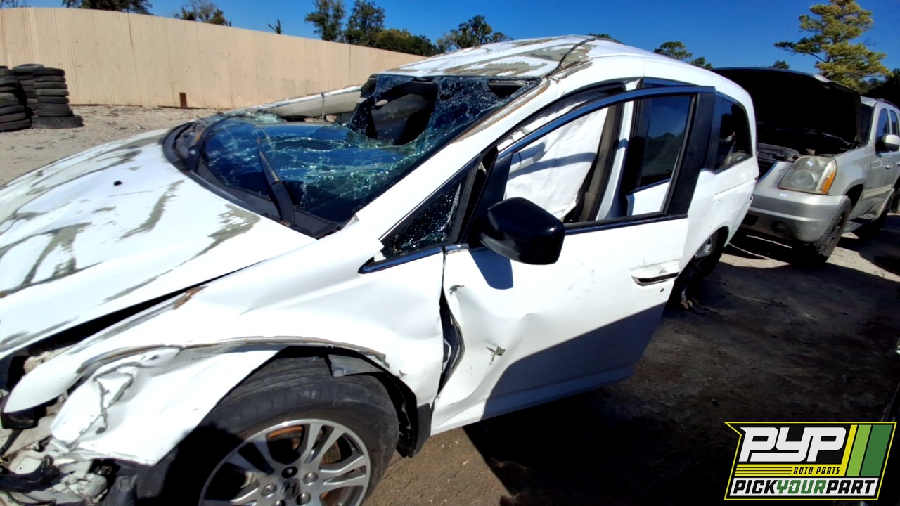 2012 HONDA ODYSSEY available for parts