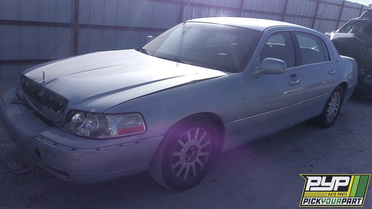 2006 LINCOLN TOWN CAR partes disponibles