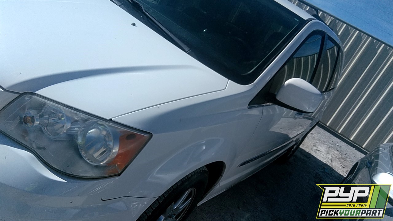 2011 CHRYSLER TOWN & COUNTRY partes disponibles