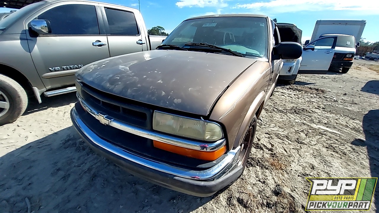 2003 CHEVROLET S10 partes disponibles