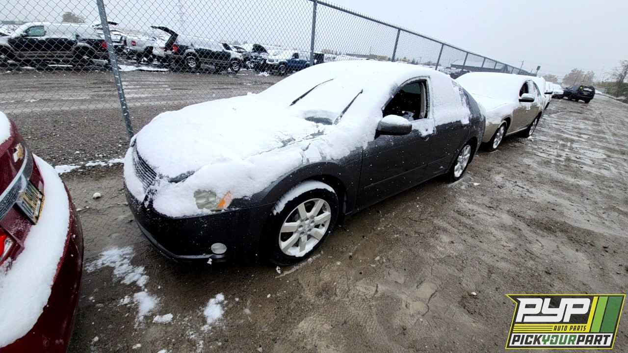 2004 NISSAN MAXIMA partes disponibles