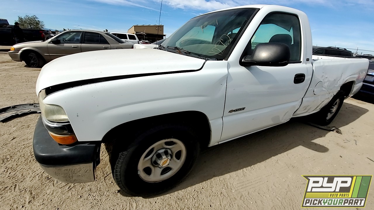 2001 CHEVROLET SILVERADO 1500 available for parts