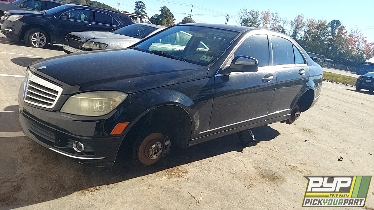 2008 MERCEDES-BENZ C300 partes disponibles