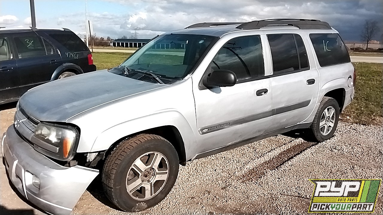 2004 CHEVROLET TRAILBLAZER EXT available for parts