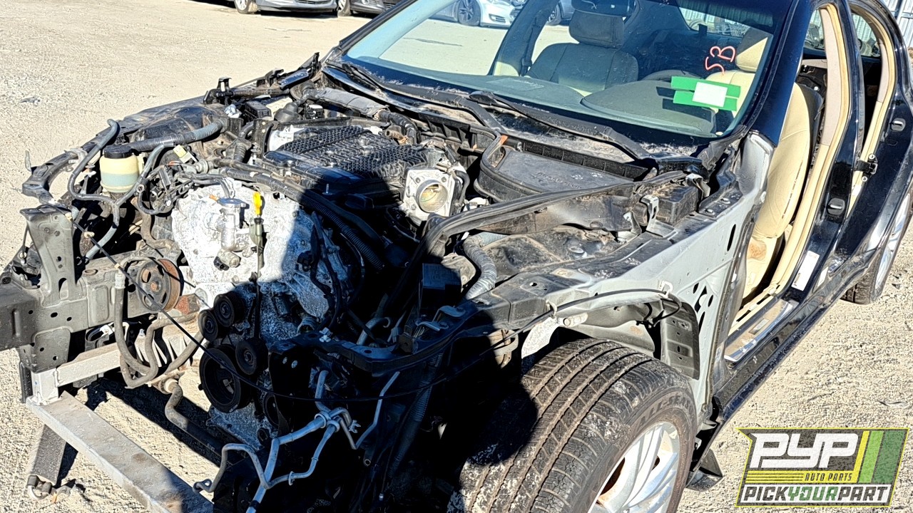 2011 INFINITI G37 partes disponibles