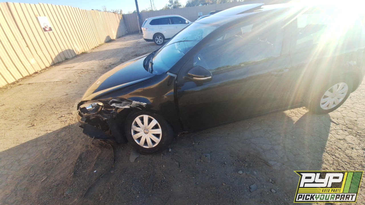 2010 VOLKSWAGEN GOLF partes disponibles