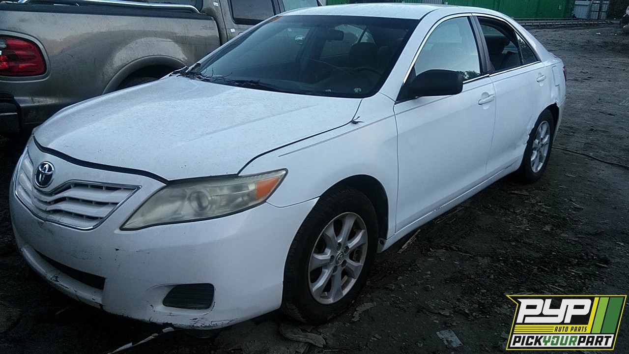 2011 TOYOTA CAMRY partes disponibles