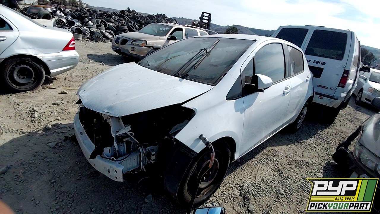 2014 TOYOTA YARIS partes disponibles