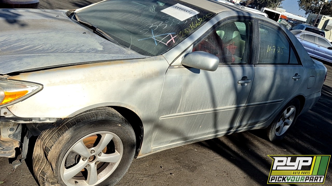 2002 TOYOTA CAMRY partes disponibles