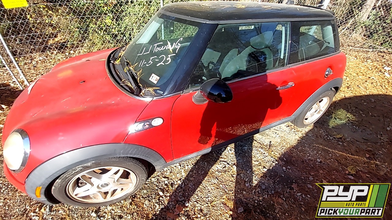 2009 MINI COOPER partes disponibles