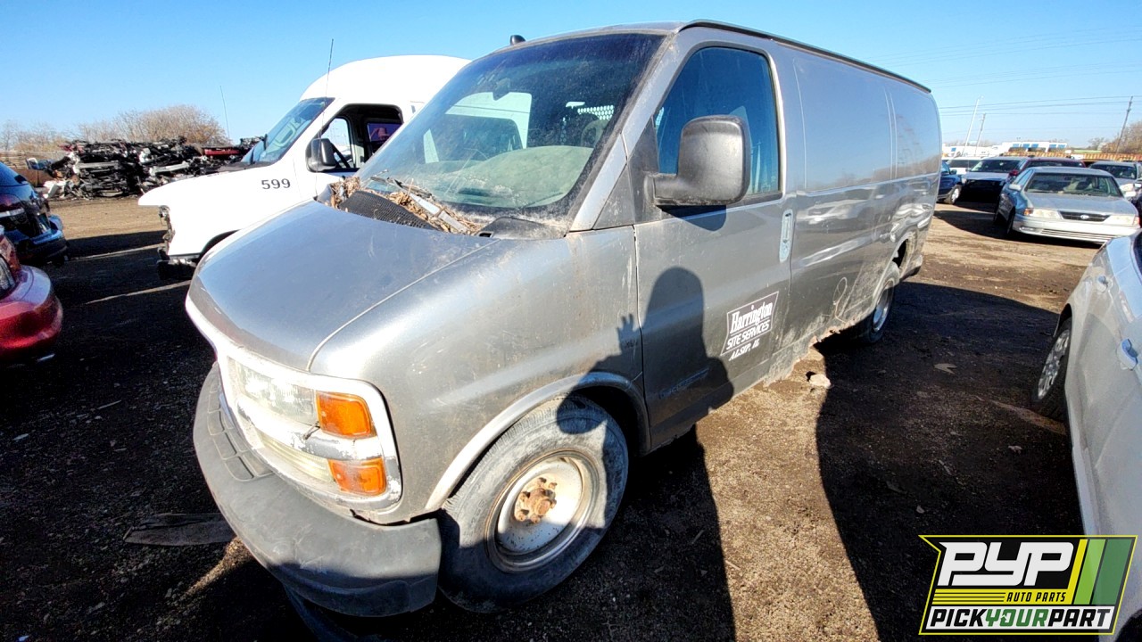 2002 GMC SAVANA 2500 partes disponibles