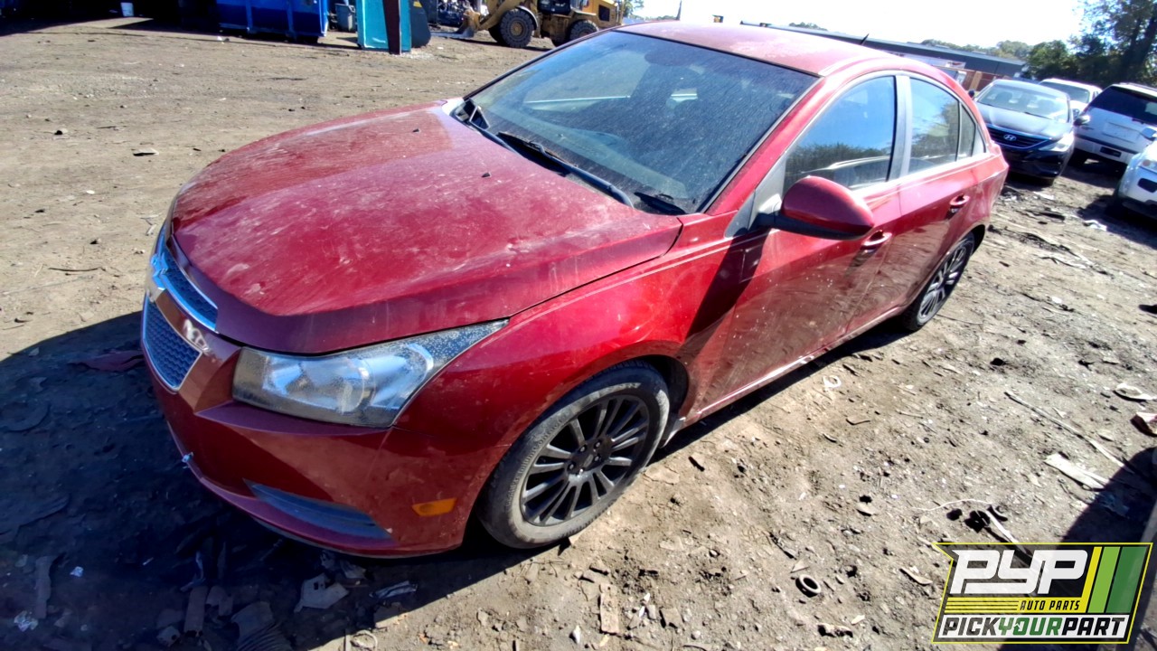 2011 CHEVROLET CRUZE partes disponibles