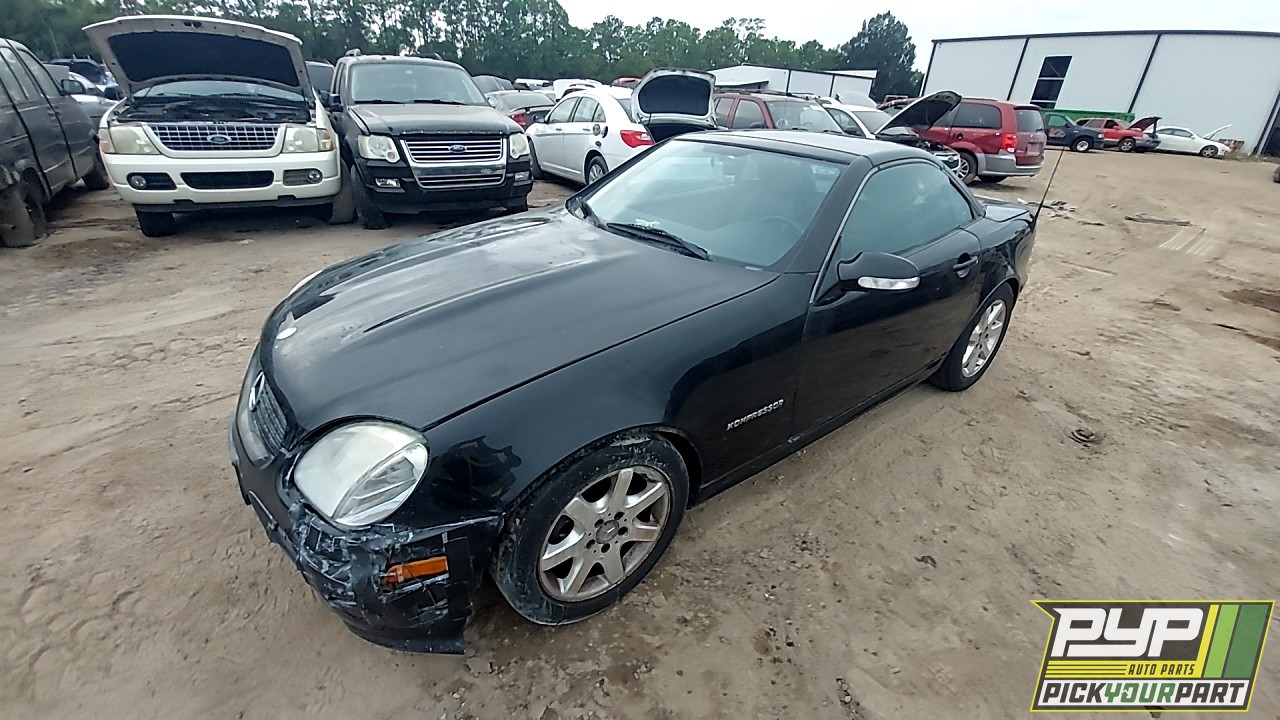 2001 MERCEDES-BENZ SLK230 partes disponibles