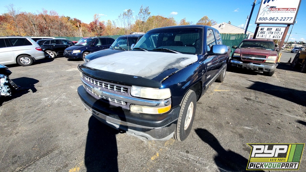 2000 CHEVROLET SILVERADO 1500 available for parts