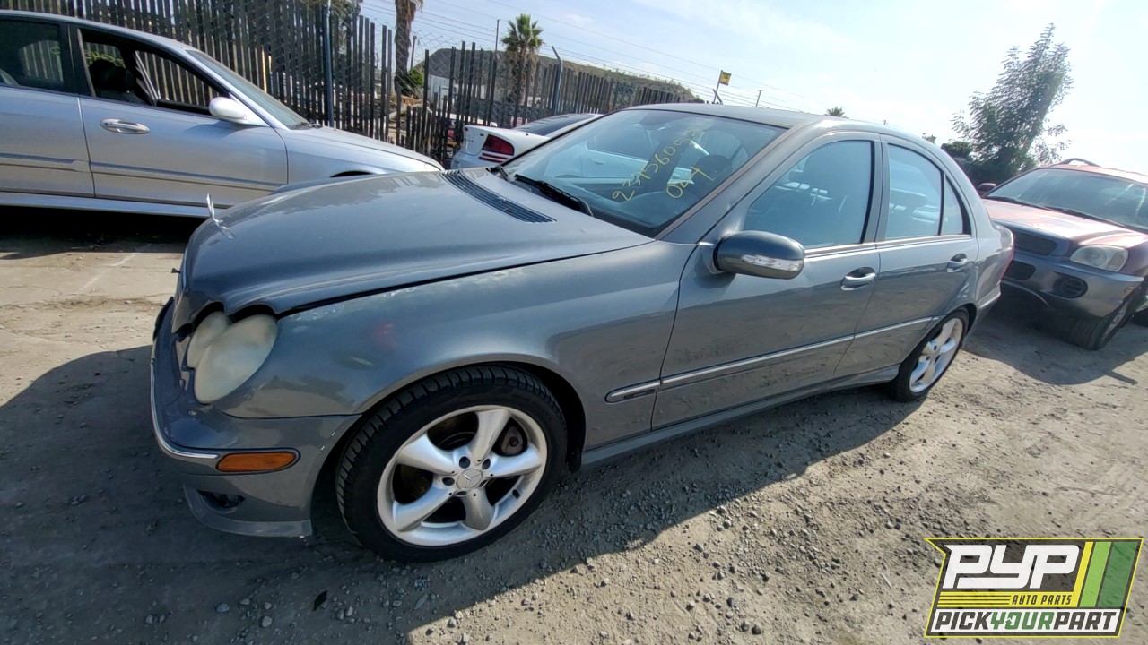 2006 MERCEDES-BENZ C230 partes disponibles