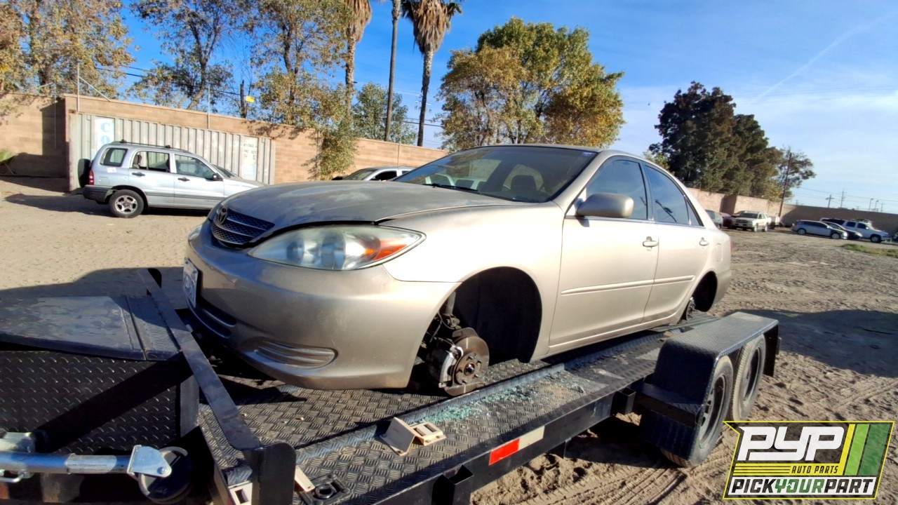 2003 TOYOTA CAMRY partes disponibles