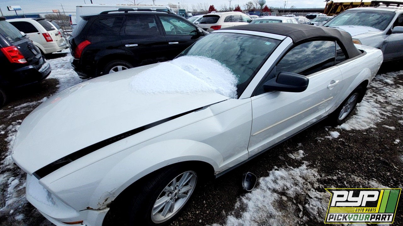 2005 FORD MUSTANG partes disponibles